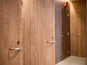 【C】M-Lab HATCHの室内の写真