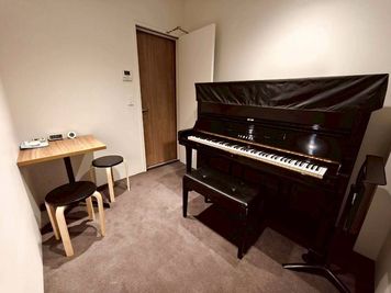 【C】M-Lab HATCHの室内の写真