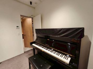 【C】M-Lab HATCHの室内の写真