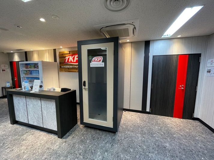 No.1 - CHATBOX TKP新宿西口