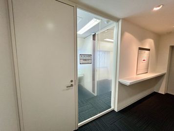 【5A・5B共用扉】 - TIME SHARING 仙台 駅前のぞみビル 5Aの入口の写真