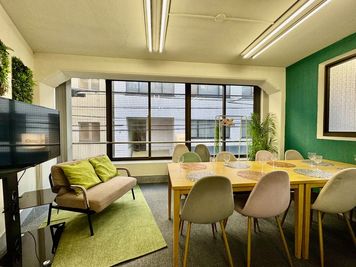 なごみスペース ワンランク上の［なごみスペース］清潔でお洒落✨パーティー・会議の室内の写真