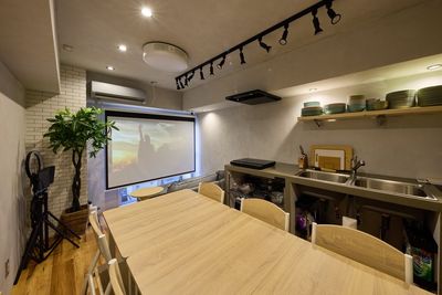 リノスぺキッチン新宿GS【新宿駅/代々木駅】レンタルキッチン リノスぺkitchen新宿GS【最大12名】の室内の写真