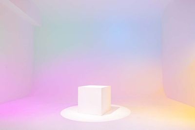 コスパ良い白ホリスタジオ|天地R構造+2面直角|NANLITEなどLEDライト多数|人物撮影|モデル撮影|コスプレ|作品撮り - VINCENT STUDIO (ヴィンセントスタジオ)