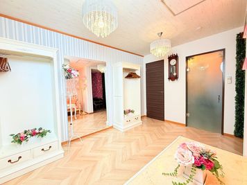 ワードローブ（ハンガー28本）　
トルソー　
全身鏡　 - イロドリヒメルームの室内の写真