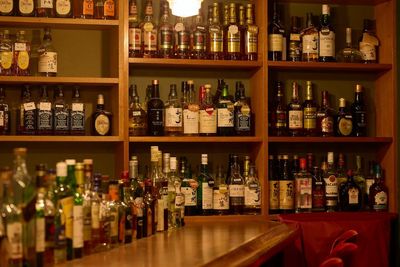 バーカウンターに座った時の景色です - Contentz五反田の室内の写真