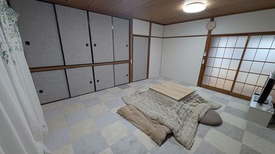 16㎡あり、10人程度座れます。 - レンタルスペース　足利伊勢南ベースの室内の写真