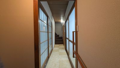 廊下です。カーペットにリフォーム済みです。 - レンタルスペース　足利伊勢南ベースのその他の写真