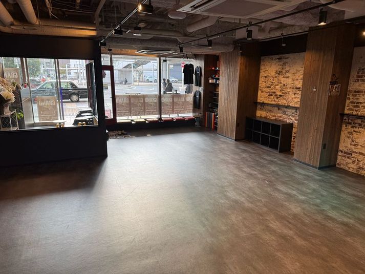 【千葉駅西口スタジオ】 - Studio Million Chiba 千葉駅西口Studio