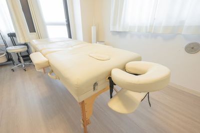 施術まくら - レンタルサロンtreat自由が丘店 完全個室プライベートサロンの設備の写真