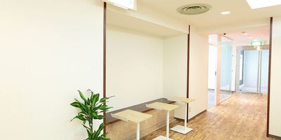 リージャス会議室 オープンオフィス御堂筋 CM 222の室内の写真