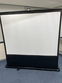 スクリーン(有料の備品) - アンビション貸会議室 アンビション貸会議室　Bタイプ🍀の設備の写真