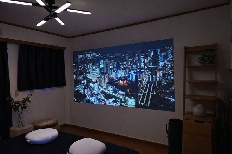 Theater Room 21:00 - Theater Room 21:00