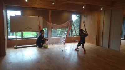 雨天時のスポーツ室内トレーニングとして - 瑞巖寺檀信徒多目的会館「和晃庵」 【仏法僧の間】（１２５㎡）三部屋利用の室内の写真