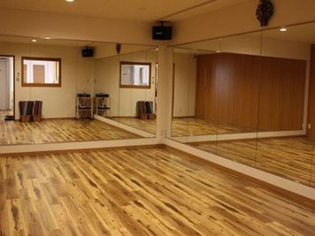 【NEW OPEN】駅チカ！個人練習や少人数での振り付け制作にぴったりのコンパクトなスペース - レンタルスタジオCORE