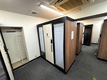 CHATBOX  共新ビル No.4の室内の写真