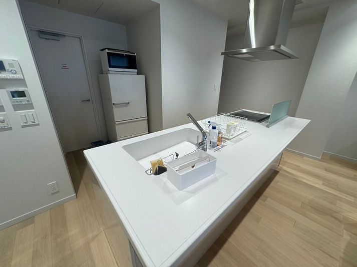 6階　HARMONIA KITCHEN & SALON - 麻布十番ハルモニアビル