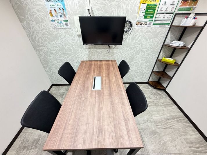 4名会議室（Room E） - いいオフィス浅草