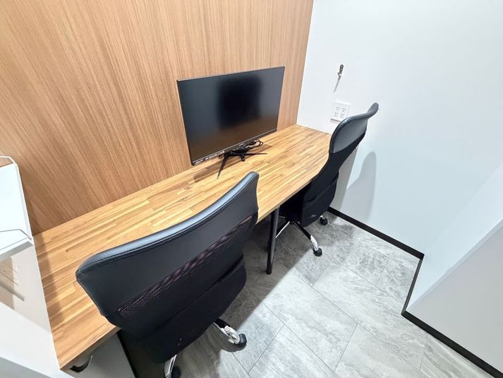 いいオフィス浅草 2名個室（ブース2）の室内の写真