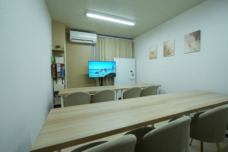 OLIVE【オリーブ】関内駅　広い・安い・綺麗な会議室 - レンタルスペースオリーブ 関内店