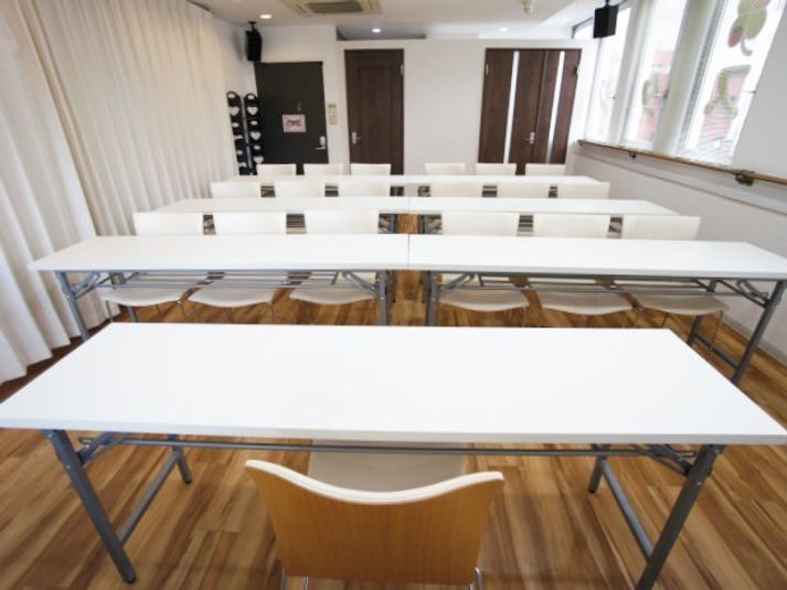 4A（会議室） - 名古屋会議室 スタジオフィックス名古屋栄伏見店