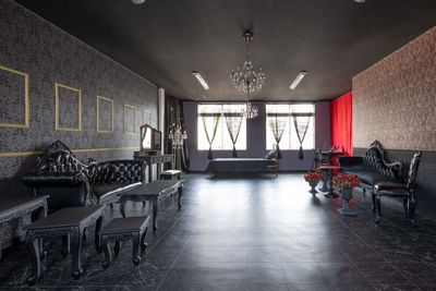 ベッドは撮影の用途以外は使用できません - シンデレラフォトスタジオ 仙台 シンデレラフォトスタジオ 仙台 Black&Red仙台の室内の写真