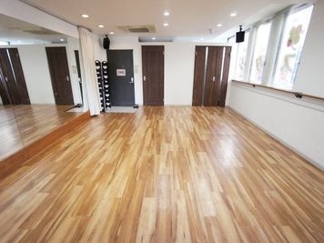 名古屋会議室 スタジオフィックス名古屋栄伏見店 4A（スタジオ）の室内の写真