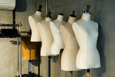 トルソーも使用可能！衣装撮影にご活用ください。 - TLUCK RUN & COFFEE GALLERY 【ストロボ完備・コンクリート空間】宣材・商品・YouTube収録の設備の写真