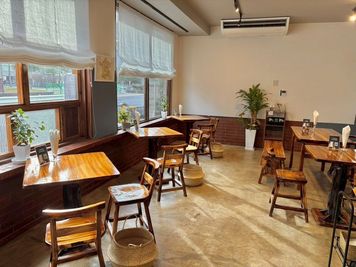 六町駅付近のおしゃれなカフェです✨
撮影等のご相談も多く頂いております📸 - Relax CAFE 東保木間 Relax CAFE 東保木間｜イベント・撮影利用📸の室内の写真