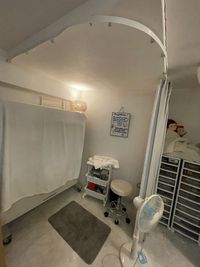 着替えスペース - レンタルサロン「びっと」（びっと鍼灸整骨院内） レンタルリラクゼーションサロンの室内の写真