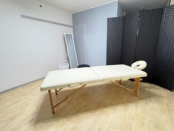 レンタルサロンゆう 鹿児島中央店の室内の写真