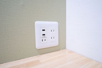 設備（コンセント３か所あり） - ReSpace品川港南口（旧：みらいスペース品川港南口）の設備の写真