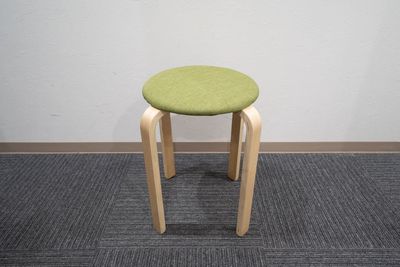 備品（丸椅子） - ReSpace品川港南口（旧：みらいスペース品川港南口）の設備の写真