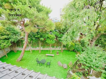 Makoto古民家ー若宮苑 Makoto古民家 若宮苑｜【春限定】庭に本物の桜が咲く一棟貸切の室内の写真