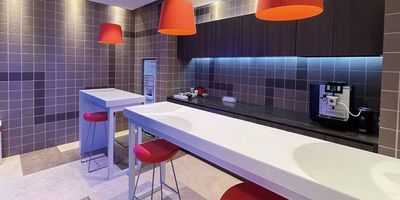 リージャス会議室 JRJP博多ビル MeetingRoom1の室内の写真