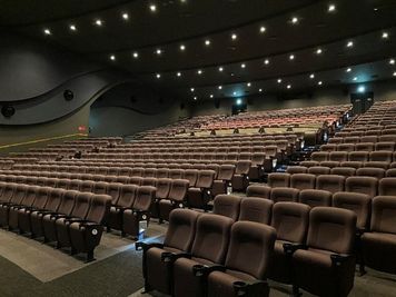 ユナイテッド・シネマ アクアシティお台場 スクリーン1の室内の写真