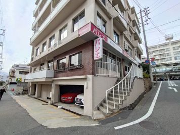 LIFE STAGE 六甲道｜大型ダンススタジオ ダンススタジオ　カーニバルの室内の写真