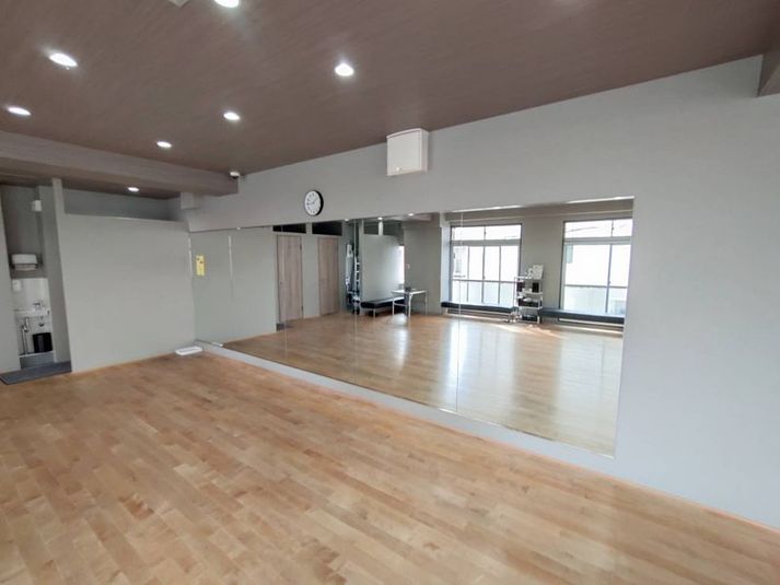 ダンススタジオ カーニバル - LIFE STAGE 六甲道|大型ダンススタジオ