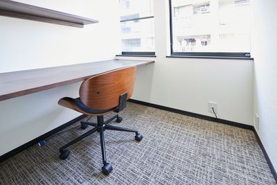一日利用の場合、2,980円とお得！　エアコン　快適　個室　WEB商談　 - オフィスネスト麻布十番