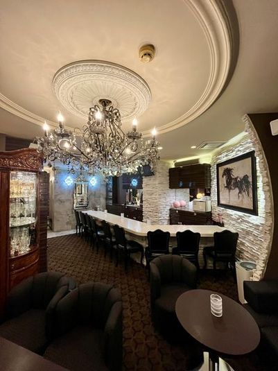 人数変動無料のカラオケ付きの内装豪華なレンタルスペース - シェリールナ