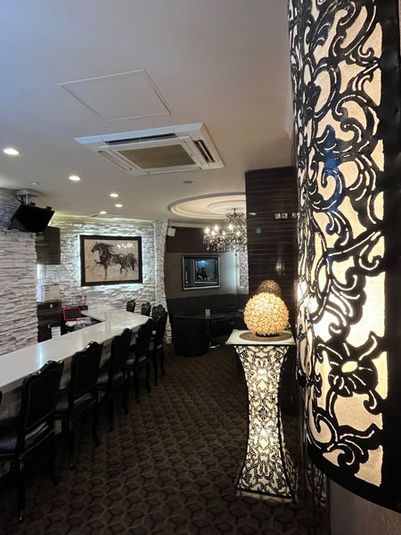 人数変動無料のカラオケ付きの内装豪華なレンタルスペース - シェリールナ