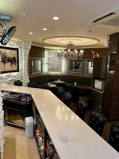 人数変動無料のカラオケ付きの内装豪華なレンタルスペース - シェリールナ