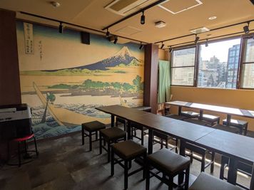 入口を入って右正面の壁画 - GAKUYA Bird店 貸会議室 Room Ｅの室内の写真