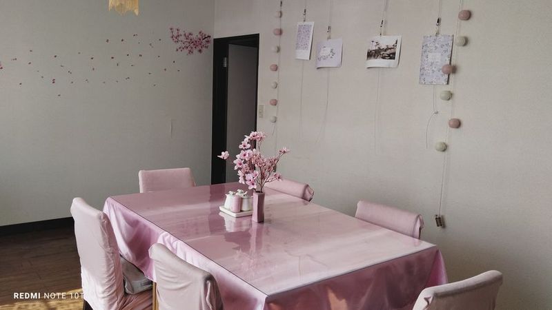 一軒屋2階洋室10畳　スポットライト･ピクチャーレール有　 - ギャラリー雪月花ゆづか　