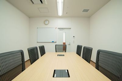 室内 - 埼玉カンファレンスセンター 【ロイヤルパインズホテル浦和】会議室3の室内の写真