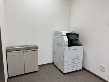 コピー機 - 埼玉カンファレンスセンター 【大宮西口DOMⅡ】会議室3の設備の写真