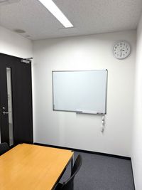 室内 - 埼玉カンファレンスセンター 【大宮西口DOMⅡ】会議室10の室内の写真