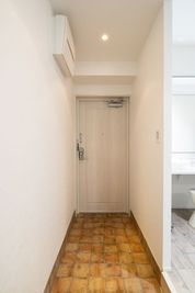 入口 - 推し活スタジオ「推し箱」 推し活レンタルスペースの室内の写真