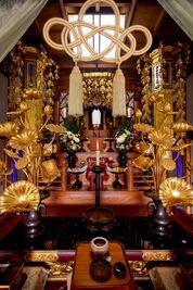ご本尊「釈迦牟尼仏」秘仏 - 瑞巖寺檀信徒多目的会館「和晃庵」 本堂（主に会館が満室の時や特殊行事にて）の室内の写真