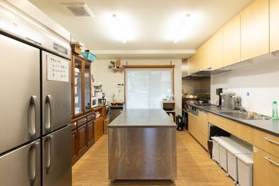 厨房も完備　飲食を伴った行事も開催可能です。 - 瑞巖寺檀信徒多目的会館「和晃庵」 テントサウナ（裏庭）の設備の写真